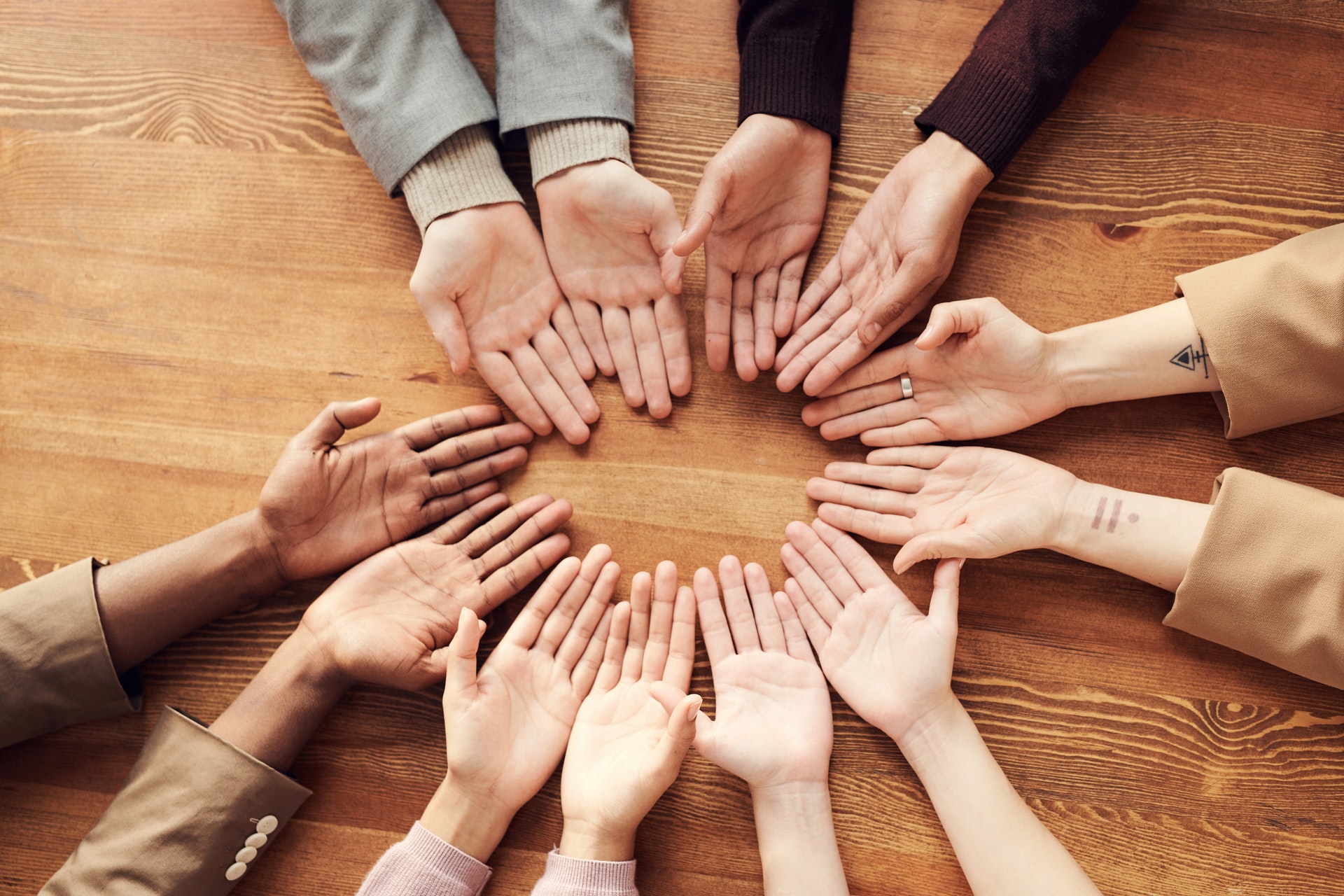 Les Associations